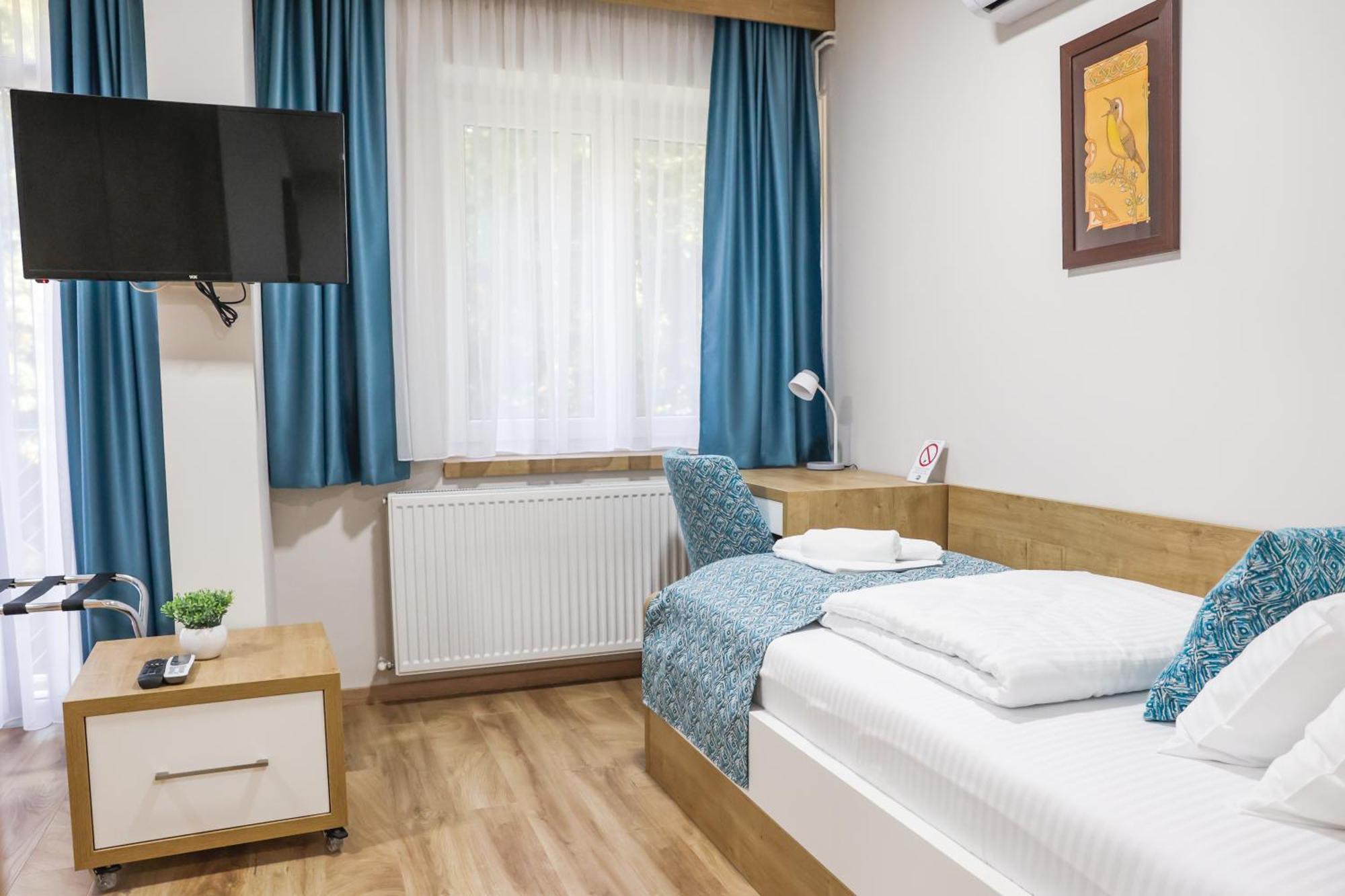 Grand Park Rooms & Apartments Čačak Exterior foto